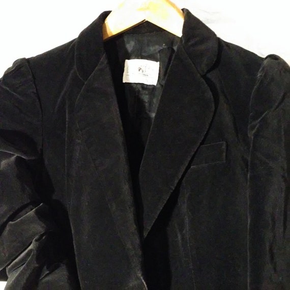 Vintage 70s PlumTree Black Velvet Blazer Jacket C… - image 2