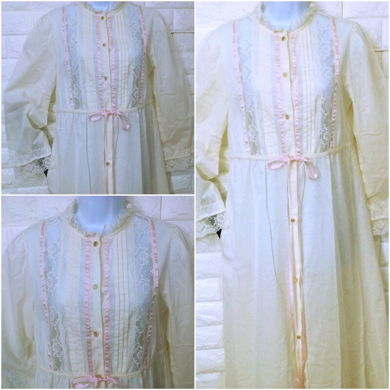 Pintucks Lace Bishop, Ivory