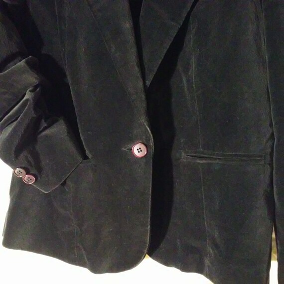 Vintage 70s PlumTree Black Velvet Blazer Jacket C… - image 3