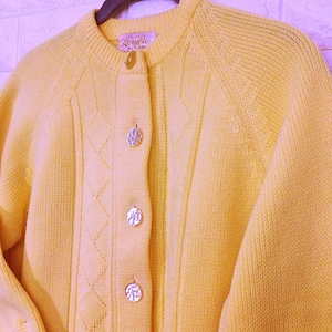 Vintage 50s-60s Cardigan Yellow Diamond Ribbed Knit Size- S/M Virgin Acrylic Made in Japan