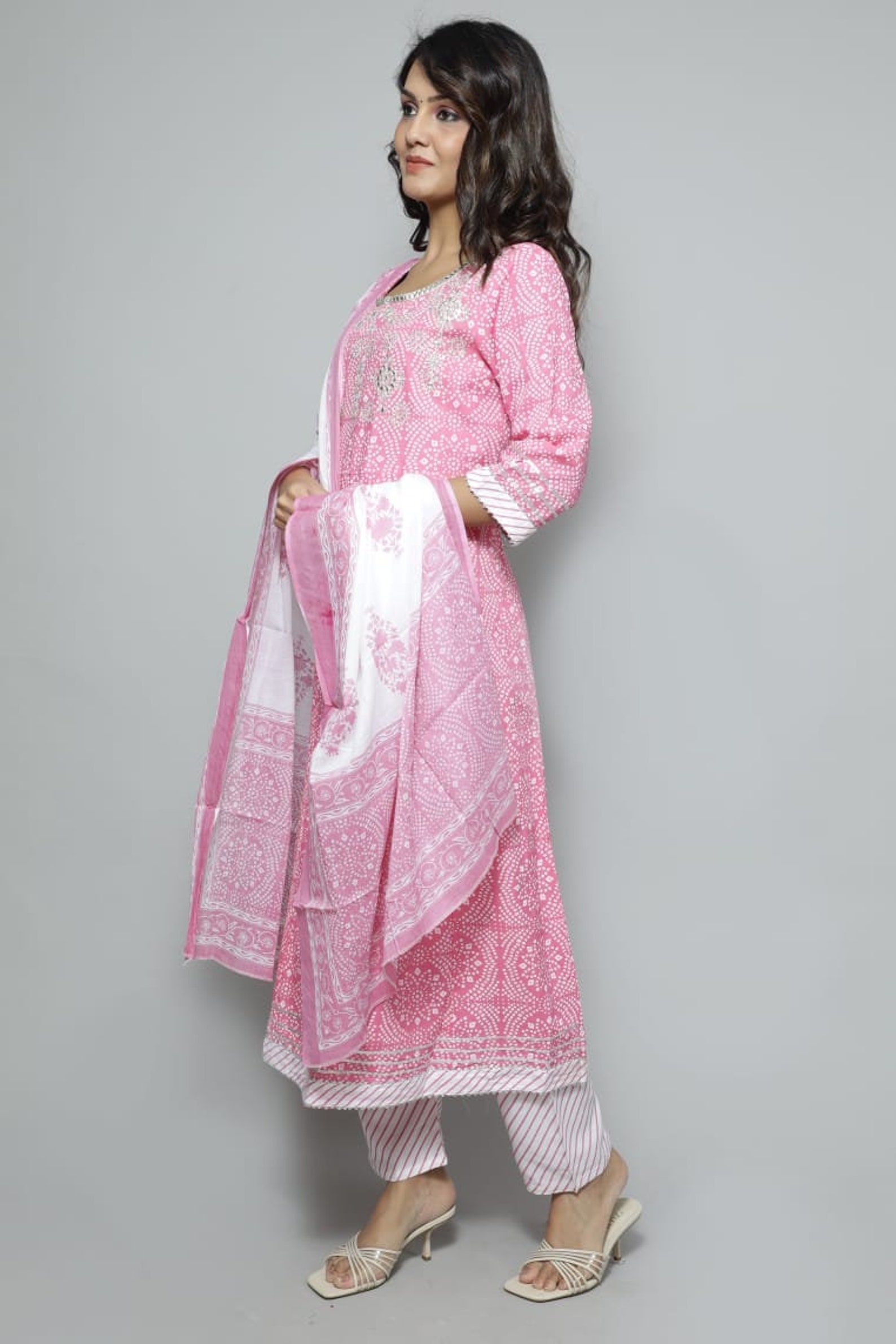 kurti with pant and dupatta myntra