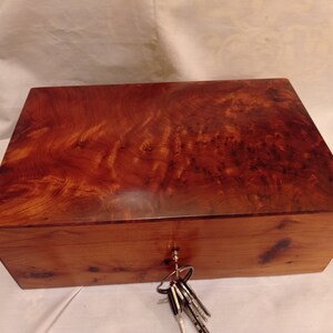 Wooden Jewelry Box With Lock , made of thuya, box with 3 compartments, storage box, Jewelry storage, handmade MAROC, best gift 1000,necklace