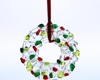 Artglas Winter Wreath. Fused/Kiln-Fired Glass Ornament. Handmade in Markham, Ontario.