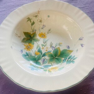 Serving bowl by Mikasa country Classics pattern