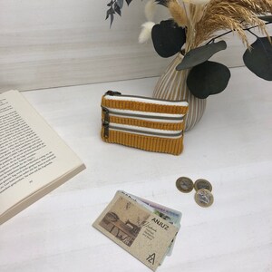 Mini Geldbeutel senfgelb aus Cord mit drei Fächern, kleines Cordportemonnaie, Geldbörse klein