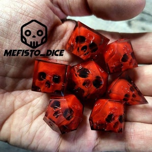 Dnd dice set Sharp Edge, D&D for Dungeons and Dragons red skull dice for warlock - D20 D12 D10 D8 D6 D4