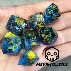 Skull devil dead Dice set Sharp Edge, D&D Dice Set for Dungeons and Dragons D and D Polyhedral Dice Set - D20 D12 D10 D8 D6 D4