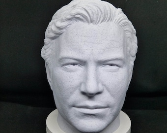 Wydrukowany w 3D uchwyt na słuchawki Kapitana Kirka w kształcie popiersia jako dekoracja biurka do gier