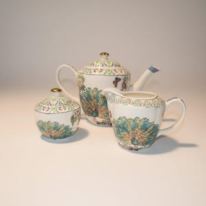 Grace’s Teaware Peacock Garden Tea Set Teapot Creamer Sugar Bowl Gold Trim Vintage