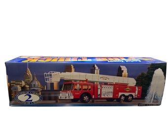 Sunoco Aerial Tower Fire Truck 1995 Collector’s Edition 2nd of Series Lights Sound