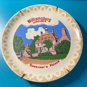 Vintage Williamsburg Virginia Governor’s Palace Souvenir Plate