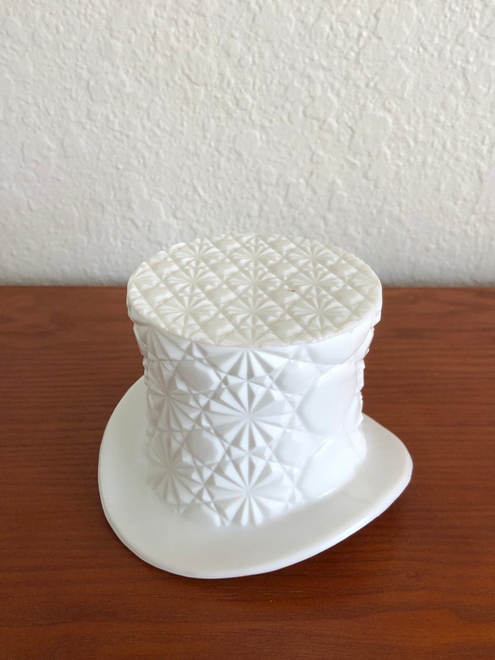 Vintage Milk Glass Top Hat Etsy