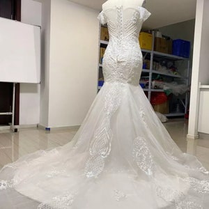 Elegant Lace Appliques Mermaid Wedding Dress with Cap Sleeves and Zipper Button Back main image 1