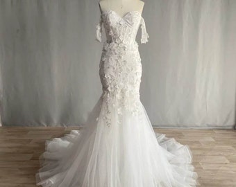 2023 Flower Applique Mermaid Style Wedding Dress