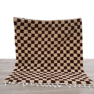 Marrone e bianco, tappeto beniourain, Marocco, tappeto retrò, marrone, Beniourain, Checker Rug Mat, tappeto a scacchi fatto a mano, tappeto marrone, tappeto