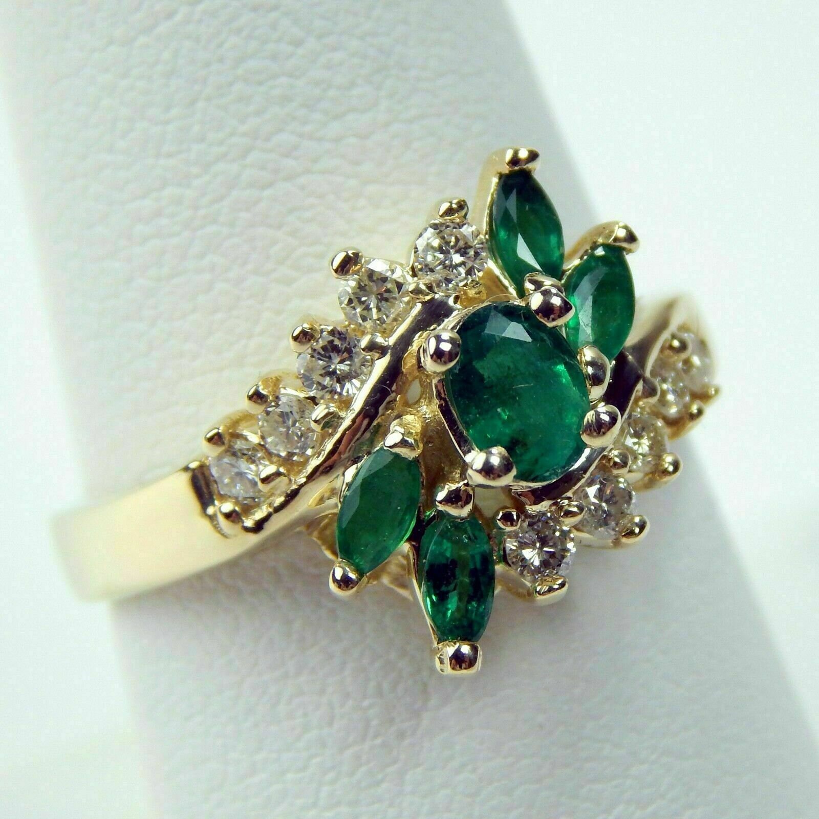 14k Yellow Gold 4.50 Ct Oval Cut Emerald & White Sapphire - Etsy
