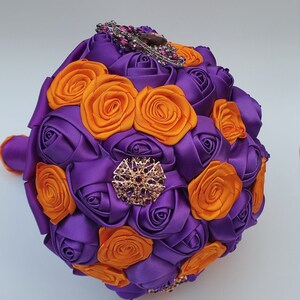 Lila und Orange Brosche Bouquet | künstliche Blumensträuße | Blumenstrauß | Perlenstrauß | elegante Blumensträuße | blinged Blumenstrauß | Luxus Blumenstrauß