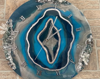 Custom Agate Clock, Handmade Resin Geode Wall Clock, Luxury Crystal Quartz Wall Art, Statement Epoxy Art for Dining Room, New Homeowner Gift