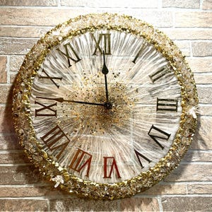 Acrylic 3D Crystal Geode Wall Clock, Agate Resin Wall Art with Natural Quartz Accents, Luxury Functional Home Decor, Unique Gift for Mother