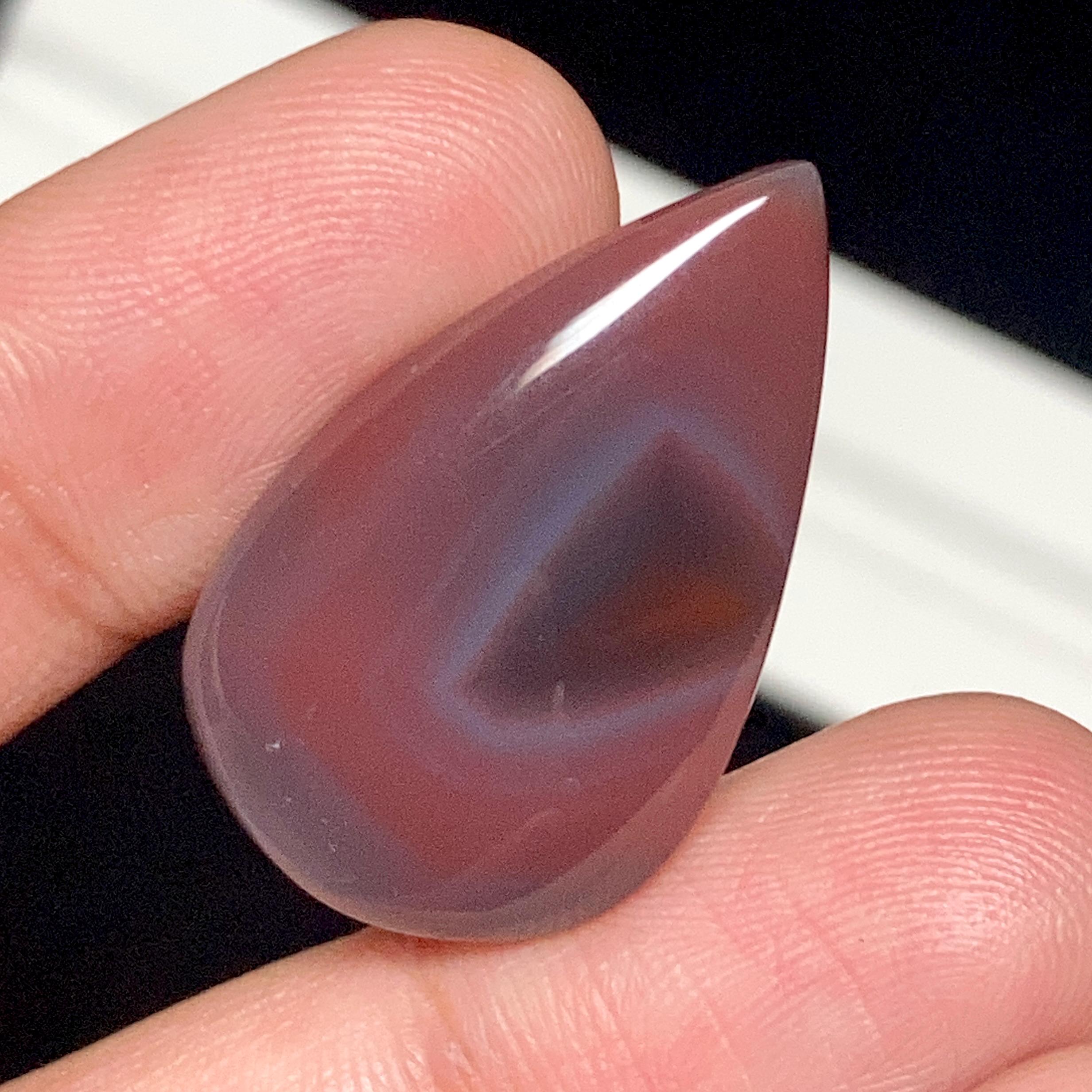 レッドボツワナアゲートカボション 27x17x5mm、ジュエリー用天然半貴石