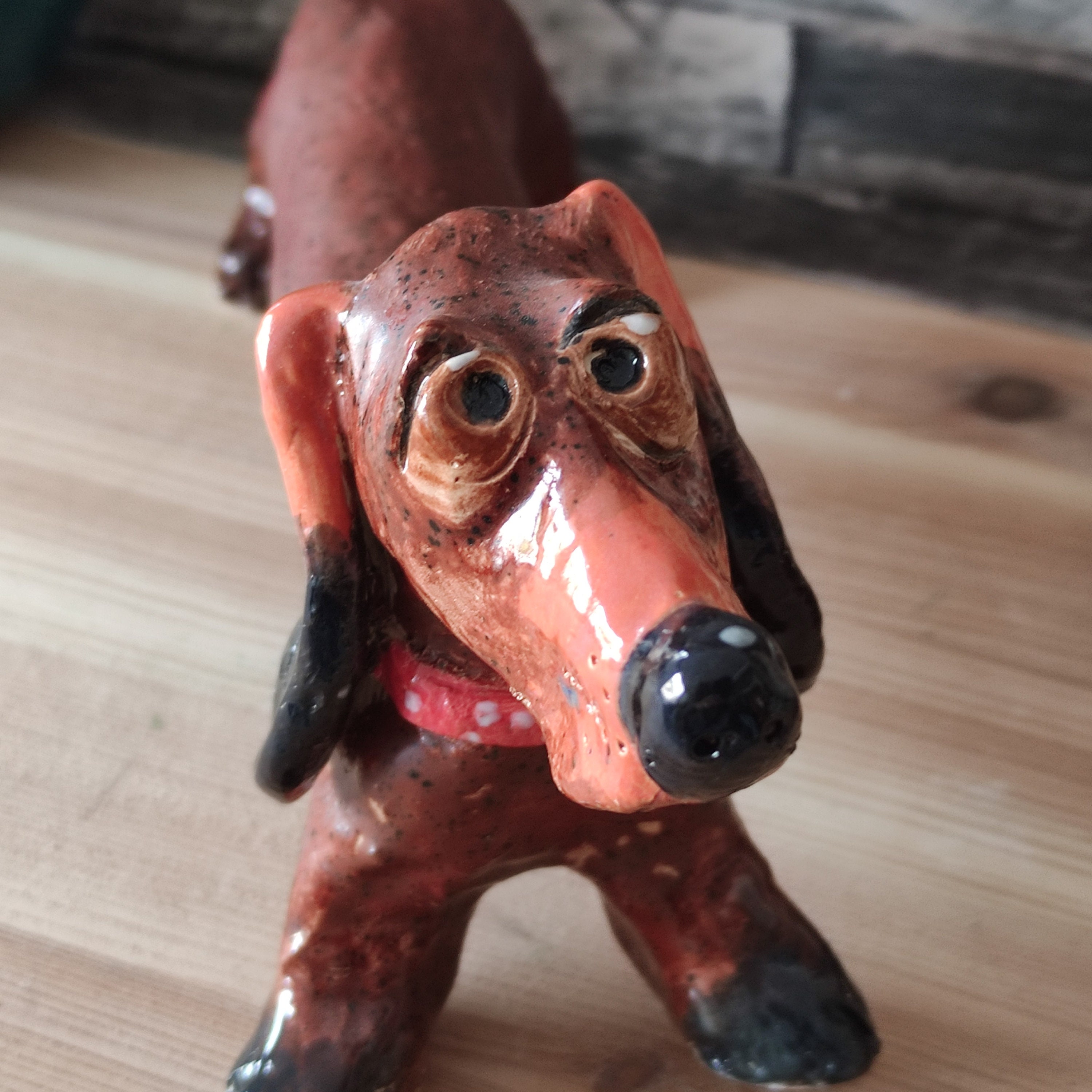 Steinguss Dackel - Deko Hunde Skulptur - Lucio