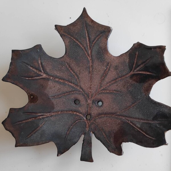 Soap soap dish ceramic leaf maple leaf handmade