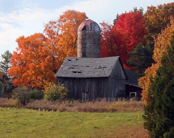 Herbst verwitterte Scheune und Silo 2, Door County, Wisconsin