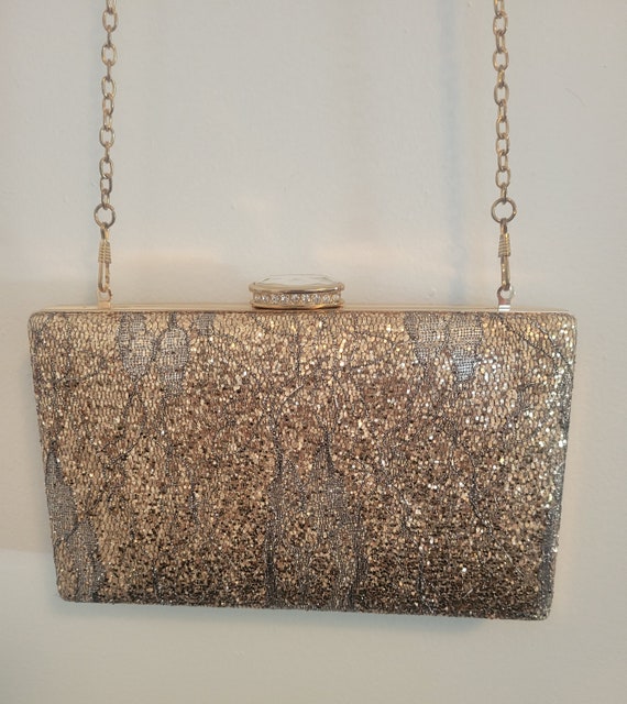 Puttin' on the Glitz!