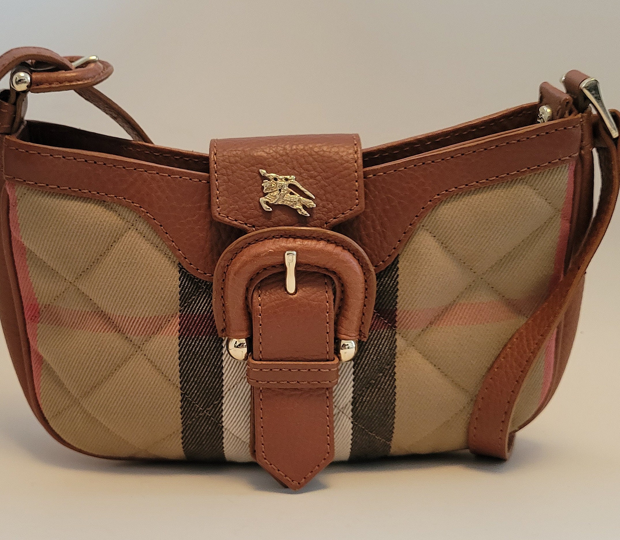 Louis Vuitton Women Shoulder bags Brown, Camel Color Synthetic Fibers