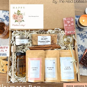 Organic Tea Gift Box: Tea Infuser, Honey and dipper, Biscotti, Candle & Personalized Card