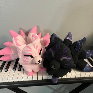 ¡Kitsune de peluche hecho a mano y bajo pedido!