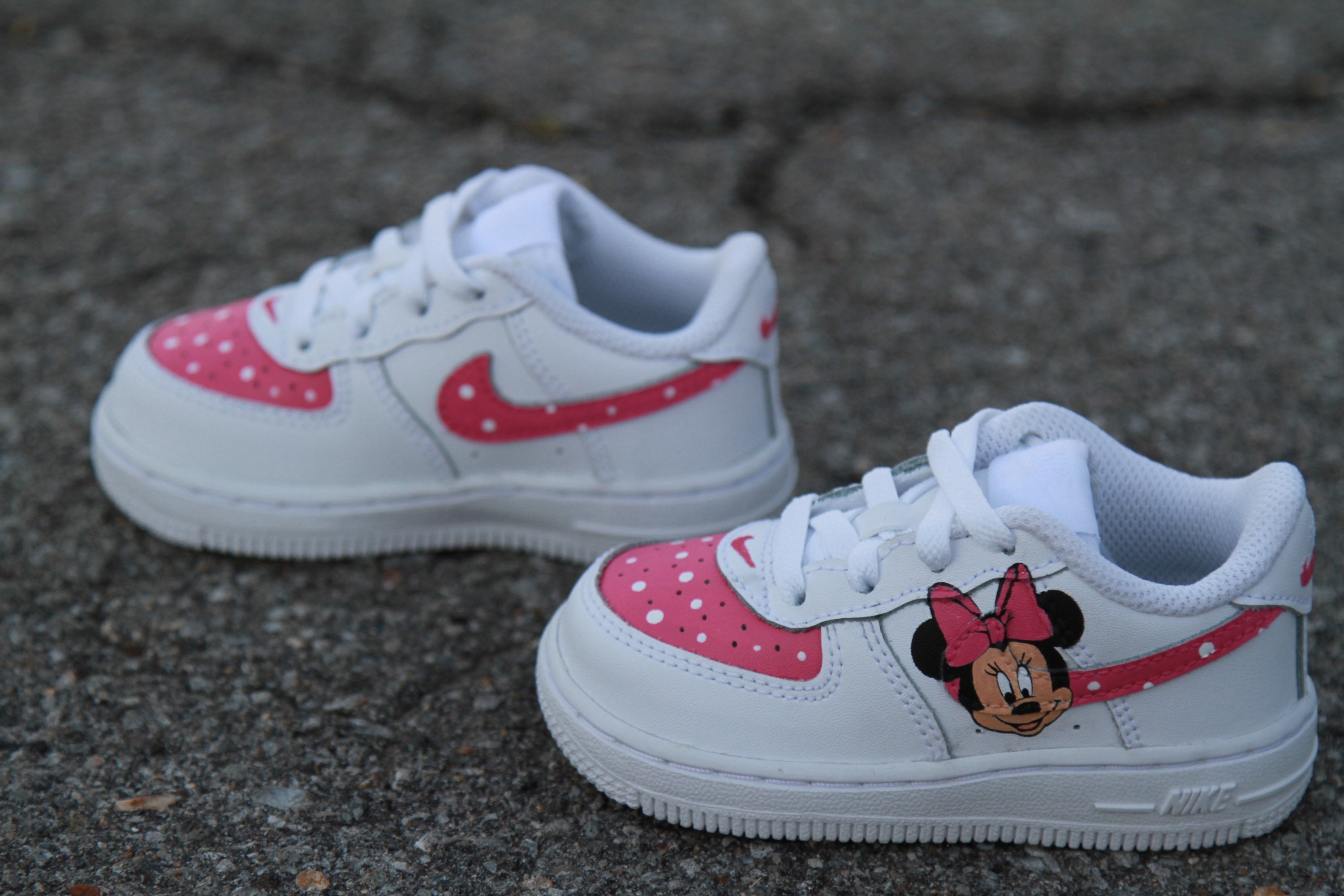 Custom Minnie Mouse Nike Af1s - Etsy