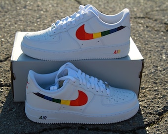 nike tennis shoes rainbow