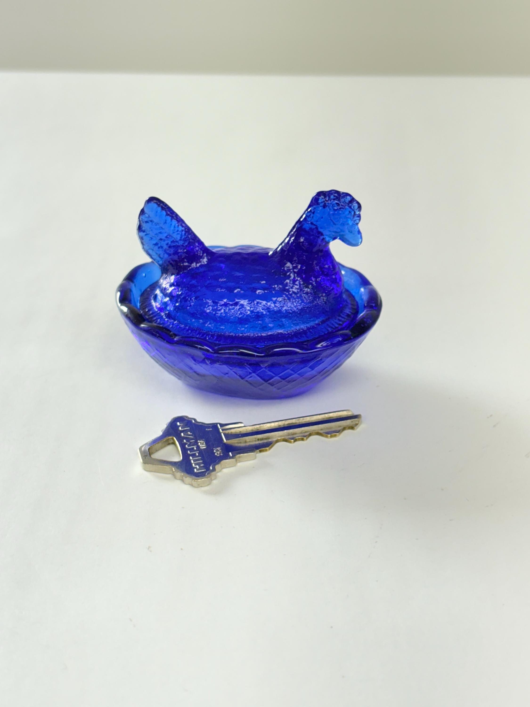 ビンテージ インディアナゴールド ウランガラス チキン Indiana Glass Hen - Etsy