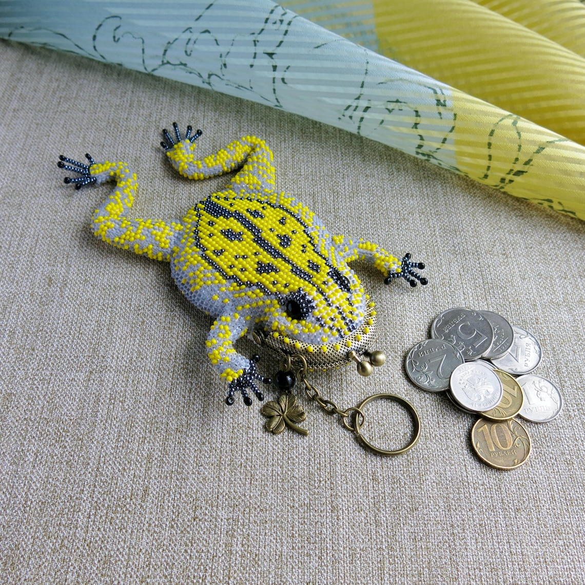 Coin purse beaded purse frog purse. Yellowgray frog made of Etsy