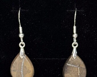 Handcrafted 925 Sterling Silver Teardrop Earrings with Michigan Lightning Stones