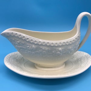 Wedgwood Wellesley Gravy Boat with attached base