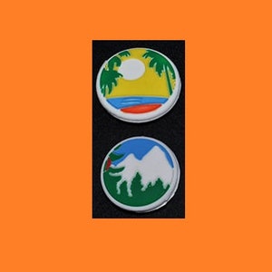 THE ORIGINAL FUNNY  Decide Who Serves Beaches or Mountains Vibration Spinner Dampener Tennis Gift Two Sided Double Sided