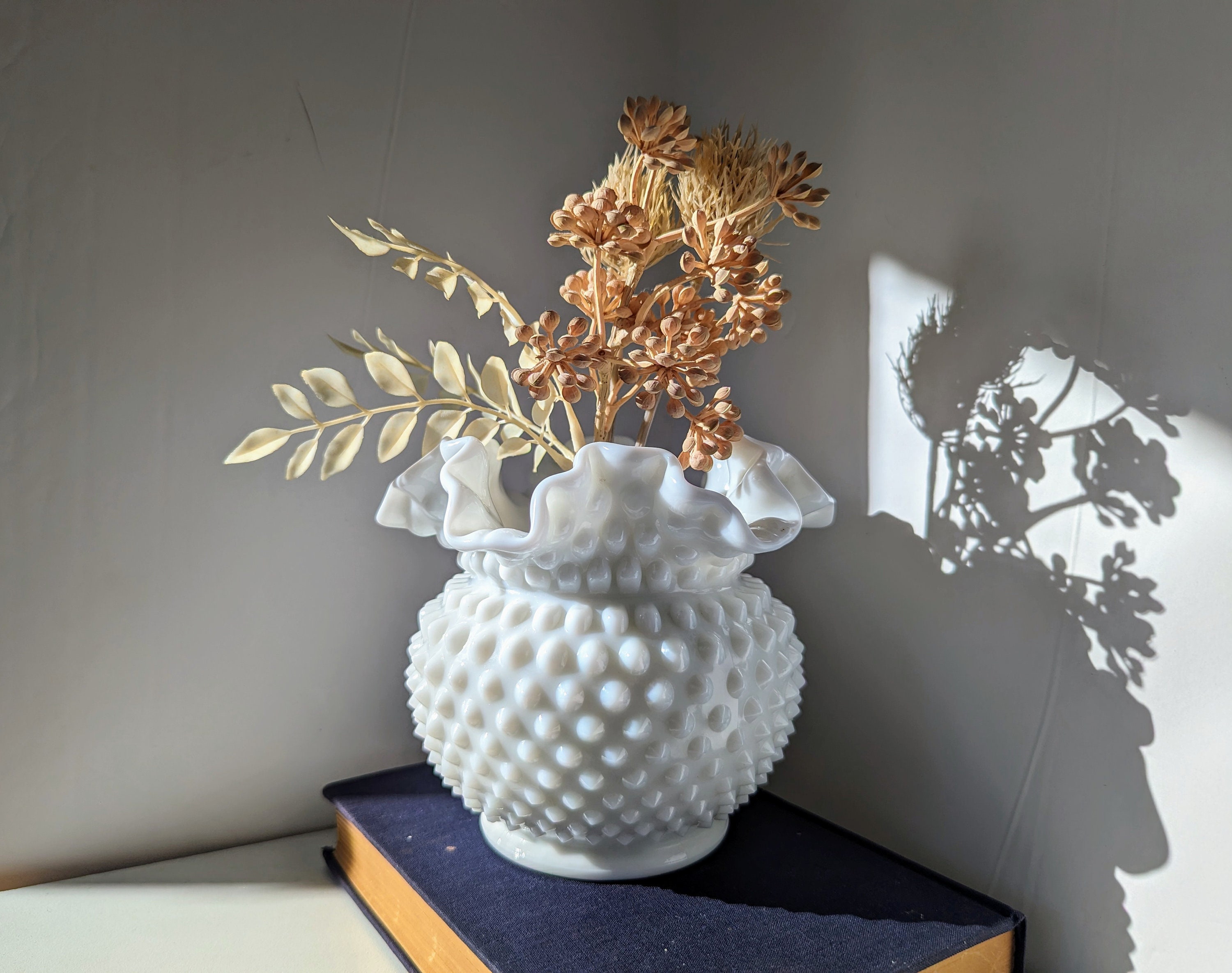 Vintage Fenton Hobnail Orb-shaped Vase With Ruffled Top Milk
