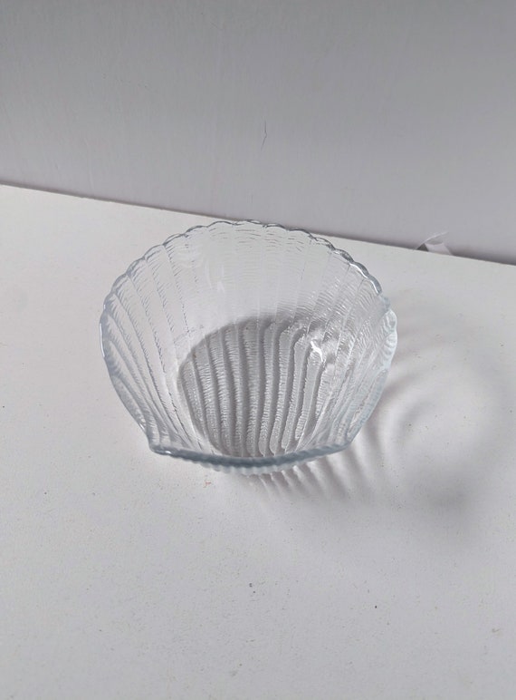 Vintage Clear Glass Seashell Trinket/ Jewelry/ So… - image 4