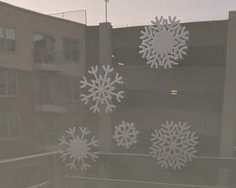 Snowflake Window Cling / Christmas / Holiday Decorations / Reusable