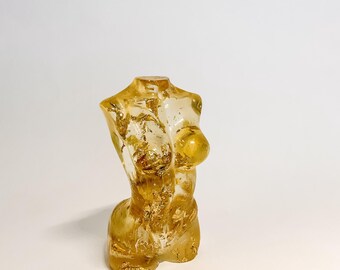 Estatua de cuerpo de escamas doradas Serenity reducida - RSG15