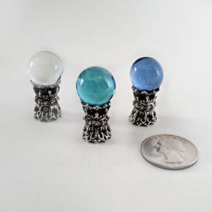 Miniature "Crystal Ball", Dollhouse Fortune Teller Tarot Accessory, 1:12 scale Haunted House Halloween Witch Divination Globe (choose color) image 1