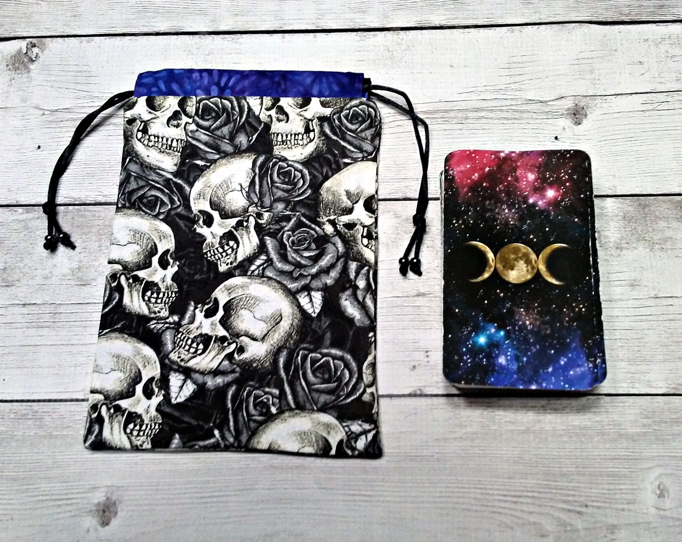 Skulls & Roses Tarot Deck Bag, Drawstring Divination Pouch - Etsy