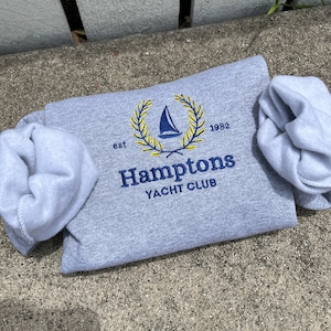 Hamptons New York Yacht Club Embroidered Sweatshirt, New York Yacht Club, Preppy Vintage embroidered crewneck, Vintage aesthetic sweater