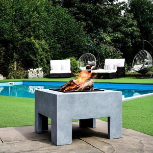 Modern Square Concrete Fire Pit – Outdoor Firebowl Console, UV Stable, Frost-Resistant
