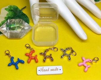 Crochet and Knit Stitch Markers Set of 5! Super Cute Multi Color Baloon Dogs, with FREE CUBE storage case! Hand Made!