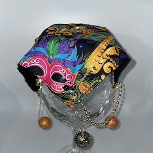 Cubierta para bebidas de Mardi Gras / Cubierta para vasos de Luisiana para fiestas / Máscaras y cuentas