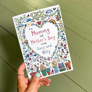 Biglietto illustrato personalizzato "Giardino per mamma, mamma, mamma" per la festa della mamma
