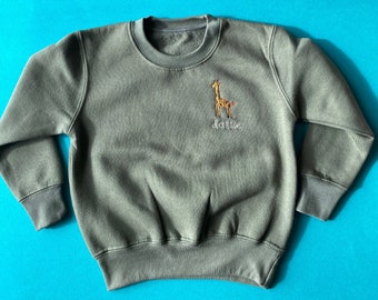 Gepersonaliseerde geborduurde girafsweater voor kinderen - Personaliseer met de naam van uw kind